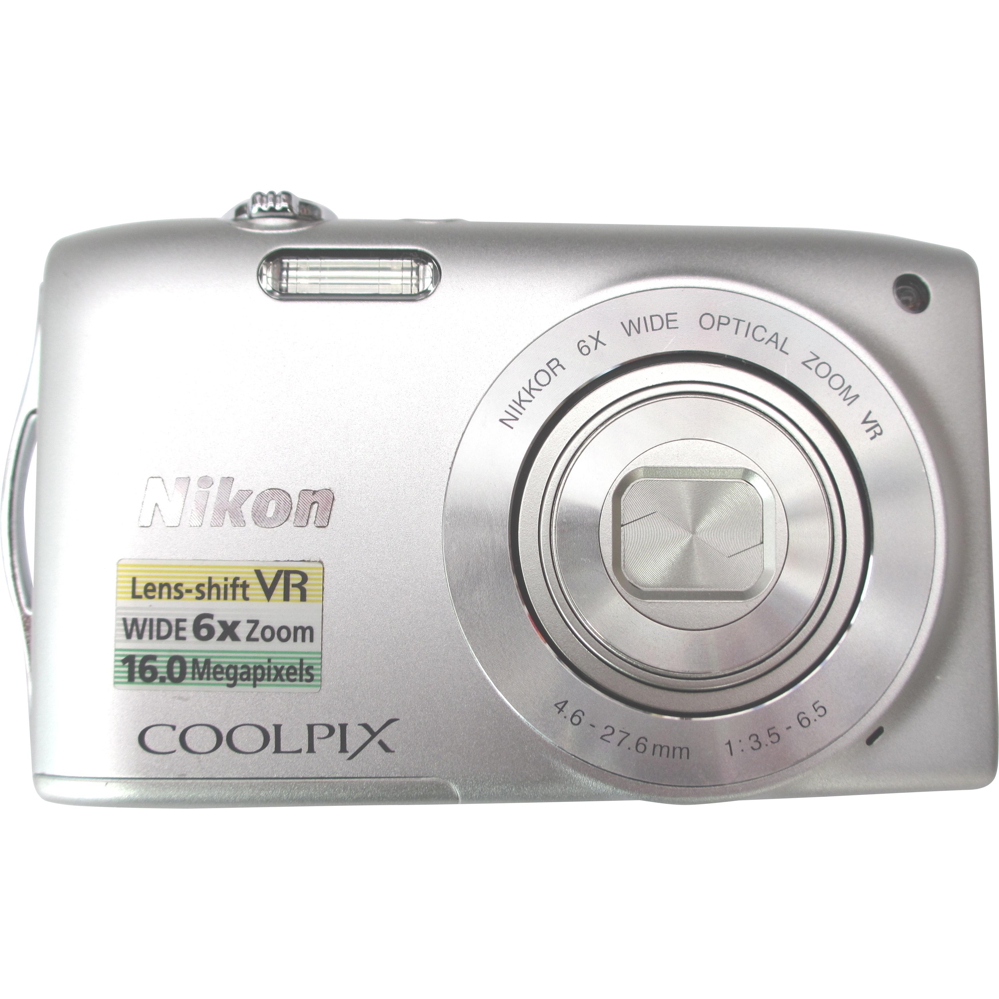 Nikon CoolPix S3300 Point and Shoot Camera 16 MP Silver